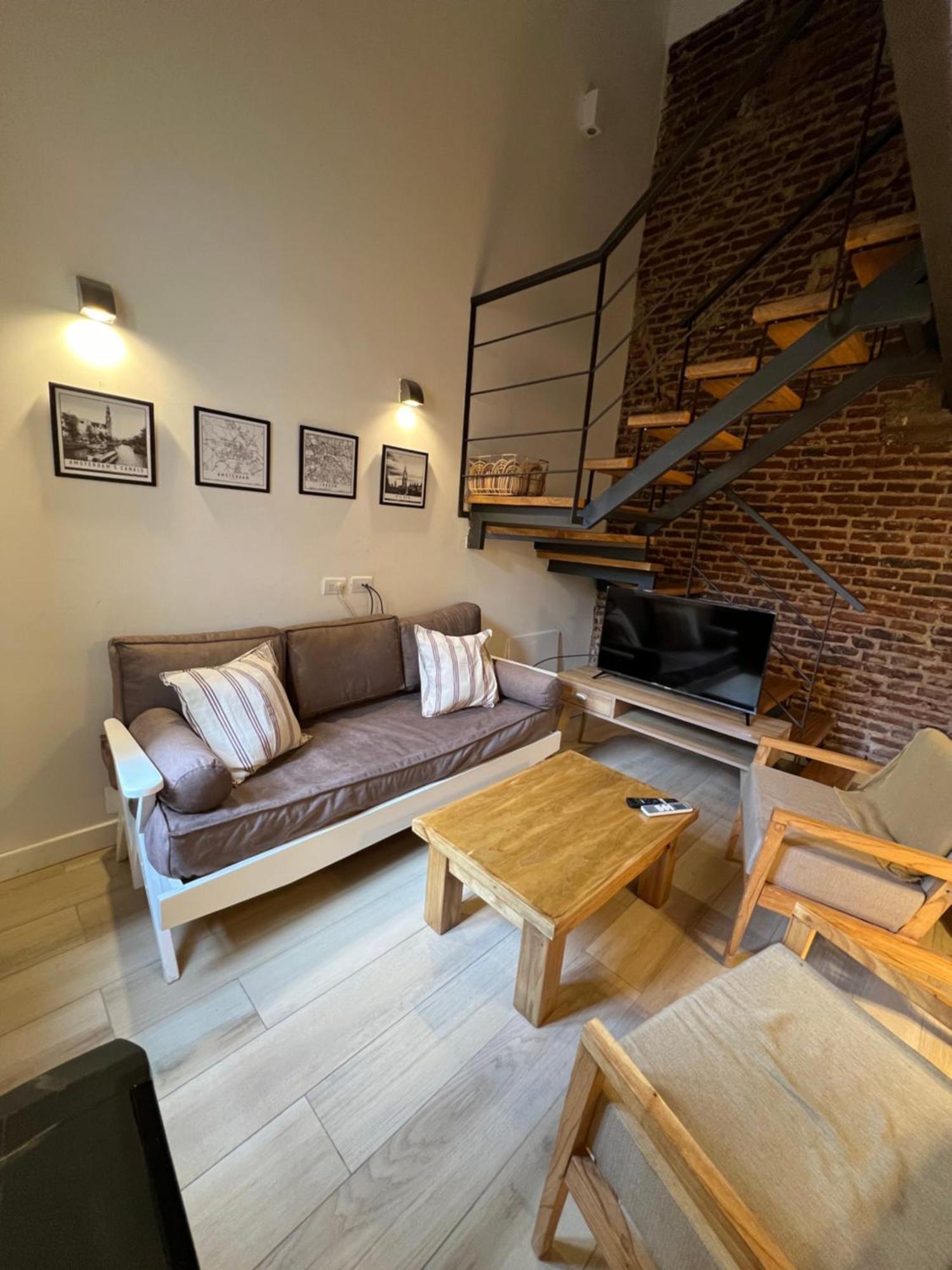 Apartment Loft 3 11 De Abril